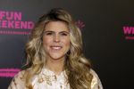 Amsterdam 16 januari 2023
Premiere Fijn weekend in Tuschinski.
De cast bestaat uit oa Sarah Chronis Carolien Spoor Jon karthaus Lisa Zweerman Steef de Bot Kay Greidanus en Aus Greidanus sr. Kim Kotter