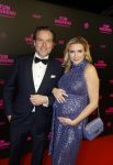 Amsterdam 16 januari 2023
Premiere Fijn weekend in Tuschinski.
De cast bestaat uit oa Sarah Chronis Carolien Spoor Jon karthaus Lisa Zweerman Steef de Bot Kay Greidanus en Aus Greidanus sr. Laurien Verstraten zwanger met partner
