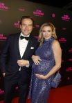 Amsterdam 16 januari 2023
Premiere Fijn weekend in Tuschinski.
De cast bestaat uit oa Sarah Chronis Carolien Spoor Jon karthaus Lisa Zweerman Steef de Bot Kay Greidanus en Aus Greidanus sr. Laurien Verstraten zwanger met partner