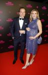 Amsterdam 16 januari 2023
Premiere Fijn weekend in Tuschinski.
De cast bestaat uit oa Sarah Chronis Carolien Spoor Jon karthaus Lisa Zweerman Steef de Bot Kay Greidanus en Aus Greidanus sr. Laurien Verstraten zwanger met partner
