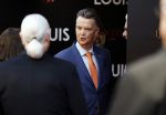 Amsterdam 11 april 2022
Premiere documentaire Louis  over het leven van Louis v Gaal in Tuschinski. Louis kwam samen met zijn vrouw Truus.