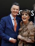Amsterdam 11 april 2022
Premiere documentaire Louis  over het leven van Louis v Gaal in Tuschinski. Louis kwam samen met zijn vrouw Truus.