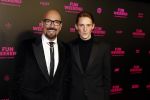 Amsterdam 16 januari 2023
Premiere Fijn weekend in Tuschinski.
De cast bestaat uit oa Sarah Chronis Carolien Spoor Jon karthaus Lisa Zweerman Steef de Bot Kay Greidanus en Aus Greidanus sr. maik de Boer
