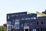 Alkmaar 29 juli 2022
Appartement Marco Borsato . Voor zijn huis ligt zijn boot / sloep