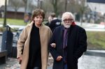 Hilversum 29 december 2022
Bij Beeld en Geluid op het mediapark  konden mensen afscheid nemen van Han Peekel . Martine v Os met haar man