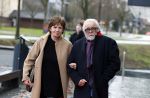 Hilversum 29 december 2022
Bij Beeld en Geluid op het mediapark  konden mensen afscheid nemen van Han Peekel . Martine v Os met haar man