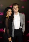 Amsterdam 16 januari 2023
Premiere Fijn weekend in Tuschinski.
De cast bestaat uit oa Sarah Chronis Carolien Spoor Jon karthaus Lisa Zweerman Steef de Bot Kay Greidanus en Aus Greidanus sr. Moise Trustfull en Kaj v d Voort