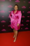 Amsterdam 16 januari 2023
Premiere Fijn weekend in Tuschinski.
De cast bestaat uit oa Sarah Chronis Carolien Spoor Jon karthaus Lisa Zweerman Steef de Bot Kay Greidanus en Aus Greidanus sr. Noel v Kleef