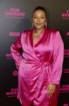 Amsterdam 16 januari 2023
Premiere Fijn weekend in Tuschinski.
De cast bestaat uit oa Sarah Chronis Carolien Spoor Jon karthaus Lisa Zweerman Steef de Bot Kay Greidanus en Aus Greidanus sr. Noel v Kleef