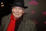 Amsterdam 16 januari 2023
Premiere Fijn weekend in Tuschinski.
De cast bestaat uit oa Sarah Chronis Carolien Spoor Jon karthaus Lisa Zweerman Steef de Bot Kay Greidanus en Aus Greidanus sr. Peter Faber