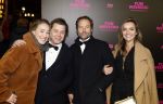 Amsterdam 16 januari 2023
Premiere Fijn weekend in Tuschinski.
De cast bestaat uit oa Sarah Chronis Carolien Spoor Jon karthaus Lisa Zweerman Steef de Bot Kay Greidanus en Aus Greidanus sr.