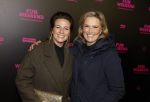 Amsterdam 16 januari 2023
Premiere Fijn weekend in Tuschinski.
De cast bestaat uit oa Sarah Chronis Carolien Spoor Jon karthaus Lisa Zweerman Steef de Bot Kay Greidanus en Aus Greidanus sr. Prinses Annette met een vriendin
