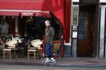 Amsterdam 2 januari 2023
Rolf Snoeren ( Victor en Rolf) wandelt met zijn hond door het centrum van Amsterdam