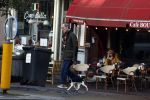 Amsterdam 2 januari 2023
Rolf Snoeren ( Victor en Rolf) wandelt met zijn hond door het centrum van Amsterdam