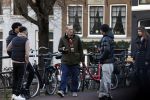 Amsterdam 2 januari 2023
Rolf Snoeren ( Victor en Rolf) wandelt met zijn hond door het centrum van Amsterdam