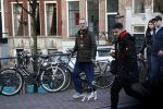 Amsterdam 2 januari 2023
Rolf Snoeren ( Victor en Rolf) wandelt met zijn hond door het centrum van Amsterdam