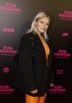 Amsterdam 16 januari 2023
Premiere Fijn weekend in Tuschinski.
De cast bestaat uit oa Sarah Chronis Carolien Spoor Jon karthaus Lisa Zweerman Steef de Bot Kay Greidanus en Aus Greidanus sr. Roxanne Kwant