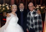 Hilversum 10 april 2022
Trouwen Rudolph v Veen en zijn vrouw Simone bij studio 21 op het mediapark . Met trouwambtenaar