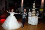 Hilversum 10 april 2022
Trouwen Rudolph v Veen en zijn vrouw Simone bij studio 21 op het mediapark .