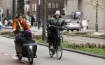 Amsterdam 7 januari 2023
Saar koningsberger op de fiets in Amsterdam zuid