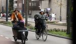 Amsterdam 7 januari 2023
Saar koningsberger op de fiets in Amsterdam zuid