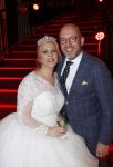 Hilversum 10 april 2022
Trouwen Rudolph v Veen en zijn vrouw Simone bij studio 21 op het mediapark . Broer Simone met gezin