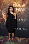 Amsterdam 9 januari 2022
Premiere Babylon in Tuschinski.
Sinem Kavuz kwam met een vriendin