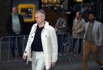 Amsterdam 11 april 2022
Premiere documentaire Louis  over het leven van Louis v Gaal in Tuschinski. Louis kwam samen met zijn vrouw Truus. Stefan Nugter met zoon