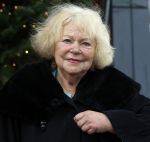 Hilversum 29 december 2022
Bij Beeld en Geluid op het mediapark  konden mensen afscheid nemen van Han Peekel . Tineke de Nooij