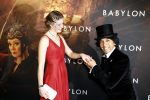 Amsterdam 9 januari 2022
Premiere Babylon in Tuschinski.
Wibi Soerjadi met zijn vriendin