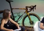 Amsterdam 21 december 2023
Presentatie nieuwe ploeg Visma Lease a Bike bij Move in Amsterdam. Cervelo fiets