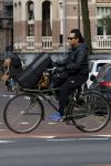 Amsterdam 15 december 2023
Daniel Arends op de fiets in Amsterdam zuid
