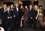 Amsterdam 9 december 2023
VIP dag van de luxury fair in de RAI. Dennis Bergkamp en zijn vrouw Henriette en dochters Estell ( zwanger) Saffron en Yasmin op de stand van Gassan Diamonds . presentatie gouden bankbiljet Dennis Bergkamp. david Bijlsma reikt het eerste exemplaar uit.