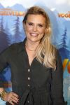 Amsterdam 2 december 2023
Premiere vogelvlucht in Pathe arena .
De cast met oa Floris Gobel Edsilia Rombley Linda Wagemakers Rayen Panday Posy Bakkum Imaani Oosterhuis Karin Bloemen en Thomas Koekkoek. Eveline Stallaart met zoons