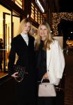 Amsterdam 14 december 2023
Opening van de nieuwe Louis Vuitton winkel op de pc Hooftstraat.
Alle gasten werden met luxe BMW 's gebracht. Felice Nova Noordhoff kwam met haar moeder
