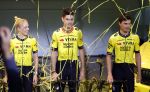 Amsterdam 21 december 2023
Presentatie nieuwe ploeg Visma Lease a Bike bij Move in Amsterdam. Fem v Empel Wout v Aert en Olav Kooij