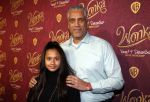 Amsterdam 8 december 2023
Premiere Wonka in Pathe Noord. Franklin Brown met kleindochter
