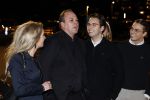 Rotterdam 30 december 2023
Surprise feestje voor Frans Bauer zijn 50e verjaardag in Ahoy. Frans Kwam met zijn vrouw Mariska Bauer en hun zonen Christiaan Frans Jr Lucas en Jan . Frans werd heel emotioneel toen hij aan kwam . In het circus werd er opgetreden door oa Patty Brard Thomas Berge en Emiel Hartkamp.