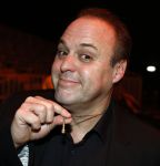 Rotterdam 30 december 2023
Surprise feestje voor Frans Bauer zijn 50e verjaardag in Ahoy. Frans Kwam met zijn vrouw Mariska Bauer en hun zonen Christiaan Frans Jr Lucas en Jan . Frans werd heel emotioneel toen hij aan kwam . In het circus werd er opgetreden door oa Patty Brard Thomas Berge en Emiel Hartkamp.