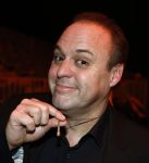 Rotterdam 30 december 2023
Surprise feestje voor Frans Bauer zijn 50e verjaardag in Ahoy. Frans Kwam met zijn vrouw Mariska Bauer en hun zonen Christiaan Frans Jr Lucas en Jan . Frans werd heel emotioneel toen hij aan kwam . In het circus werd er opgetreden door oa Patty Brard Thomas Berge en Emiel Hartkamp.