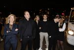 Rotterdam 30 december 2023
Surprise feestje voor Frans Bauer zijn 50e verjaardag in Ahoy. Frans Kwam met zijn vrouw Mariska Bauer en hun zonen Christiaan Frans Jr Lucas en Jan . Frans werd heel emotioneel toen hij aan kwam . In het circus werd er opgetreden door oa Patty Brard Thomas Berge en Emiel Hartkamp.