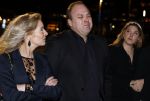 Rotterdam 30 december 2023
Surprise feestje voor Frans Bauer zijn 50e verjaardag in Ahoy. Frans Kwam met zijn vrouw Mariska Bauer en hun zonen Christiaan Frans Jr Lucas en Jan . Frans werd heel emotioneel toen hij aan kwam . In het circus werd er opgetreden door oa Patty Brard Thomas Berge en Emiel Hartkamp.