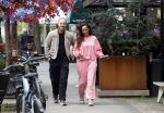 Amsterdam 15 mei 2023
Glennis Grace met haar nieuwe vriend Boyd in Amsterdam zuid.