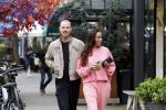 Amsterdam 15 mei 2023
Glennis Grace met haar nieuwe vriend Boyd in Amsterdam zuid.