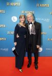 Amsterdam 4 december 2023
Premiere de hospita in het nieuwe delamar theater. Govert de Roos met partner