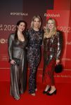 Utrecht 20 december 2023
Sportman / sportvrouw van jaar gala . Helene Hendriks met vriendinnen