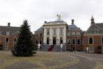 Den Haag 22 december 2023
Fotouurtje met Koning Willem Alexander Koningin Maxima Prinses Amalia Prinses Alexia Prinses Ariane en hun hondje Mambo bij Huis ten Bosch .