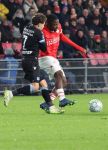 Eindhoven, 7 December 2023
Kompetitiewedstrijd PSV-SC Heerenveen, eindstand 2-0
Johan Bakayoko met Mats Kohlert
