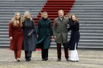 Den Haag 22 december 2023
Fotouurtje met Koning Willem Alexander Koningin Maxima Prinses Amalia Prinses Alexia Prinses Ariane en hun hondje Mambo bij Huis ten Bosch .
