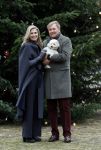 Den Haag 22 december 2023
Fotouurtje met Koning Willem Alexander Koningin Maxima Prinses Amalia Prinses Alexia Prinses Ariane en hun hondje Mambo bij Huis ten Bosch .